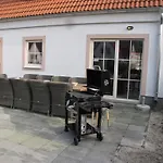 Haus Willy 度假居 *