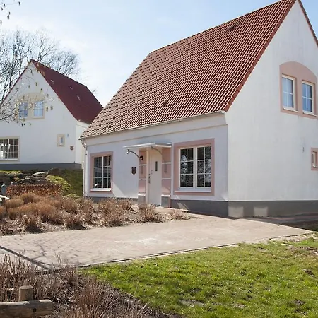 בית נופש Haus Willy *