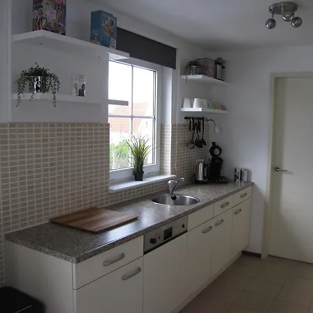 Haus Willy בית נופש *